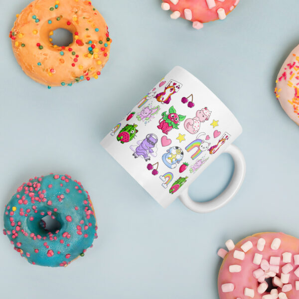 Cute Cats Pattern White glossy mug